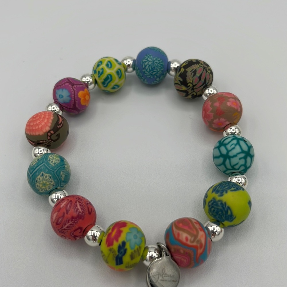 Colorful beaded bracelets - Picture 2 of 3